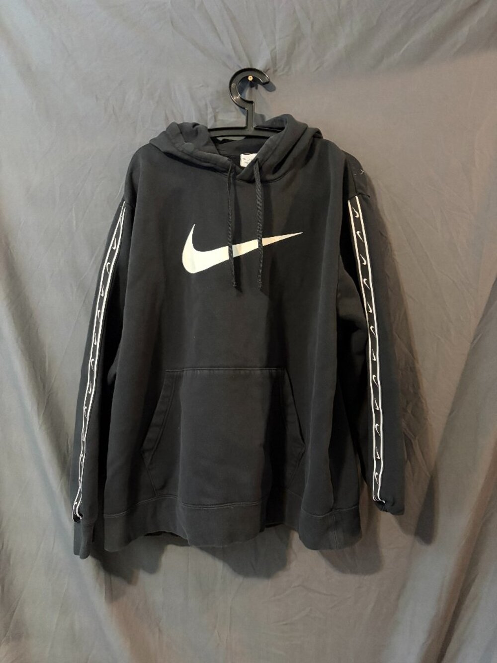 Nike Men's Black Swoosh Tape Pullover Hoodie XXL